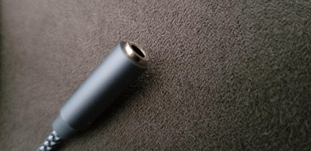 The Guide to Use Headphones While Playing Nintendo Switch on Docked Mode (5)